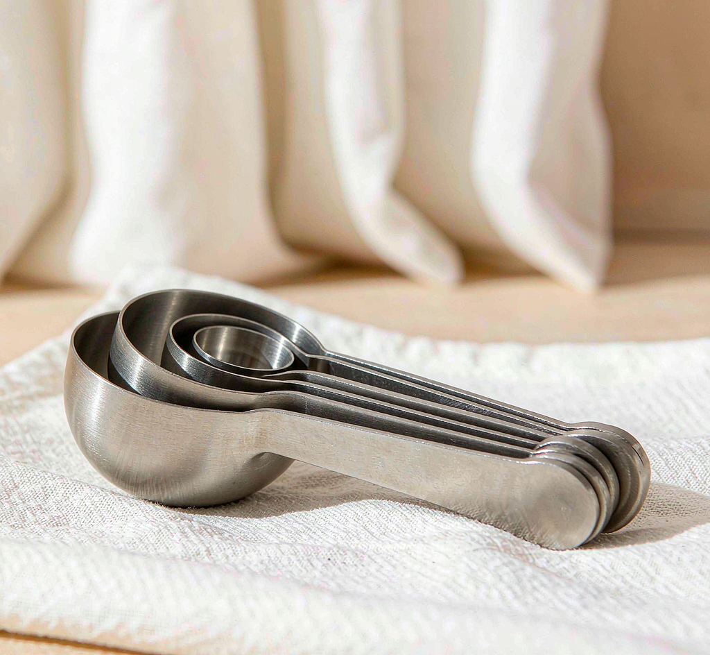 Anchor Weighted Spoon Rest Set — detail