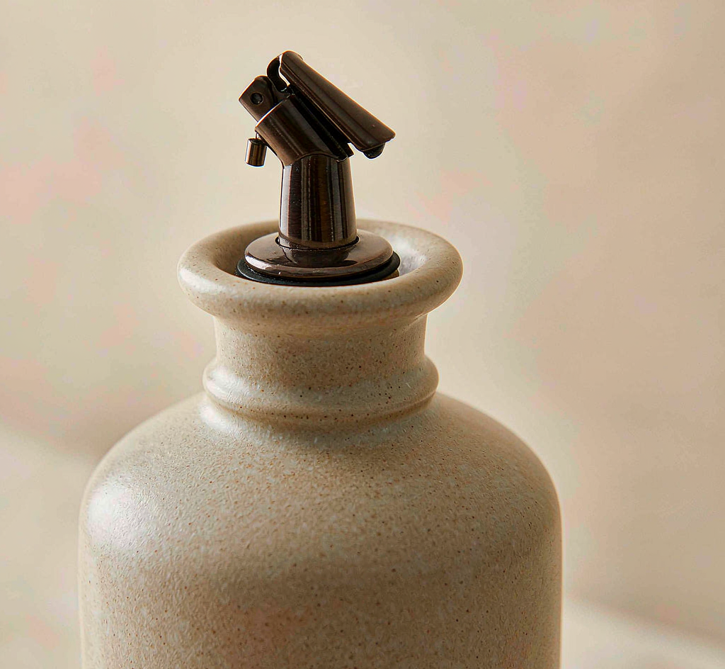 Terra Oil Cruet — detail